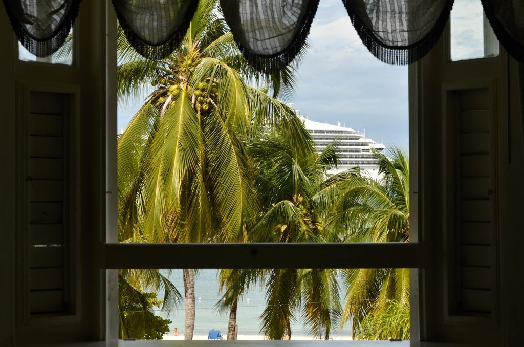 Beach Castle At Sandcastles Ocho Rios Room photo
